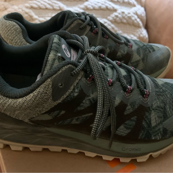 Merrell Antora 2 Trail Runners 8.5 Tea Green - Picture 14 of 15